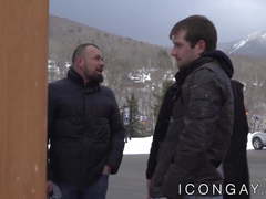 This young cutie is the perfect top for macho daddy