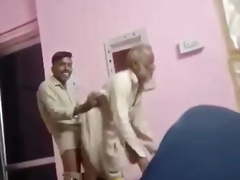 Pakistani old man phar de